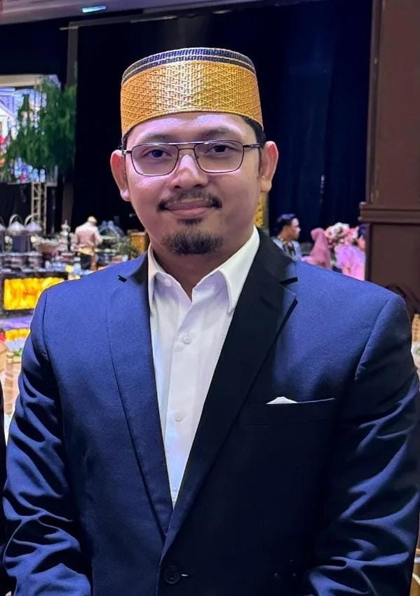 Dr. Taufan Kurniawan